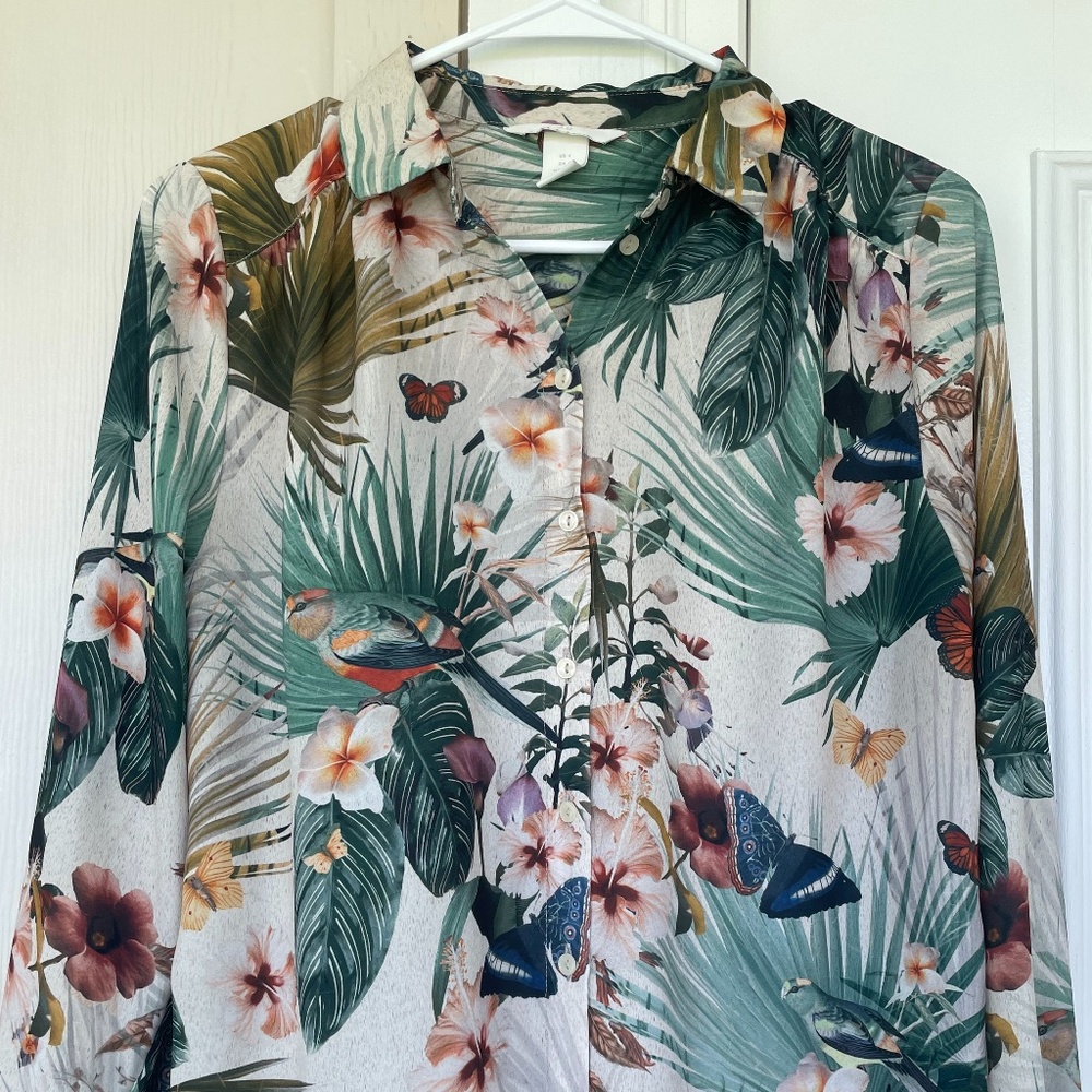 H&M Long-Sleeve Button Down - 4